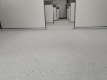 PVC卷材地板和木地板的特點